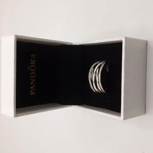 Authentic Pandora Sparkling and Polished Lines Ring - EUC